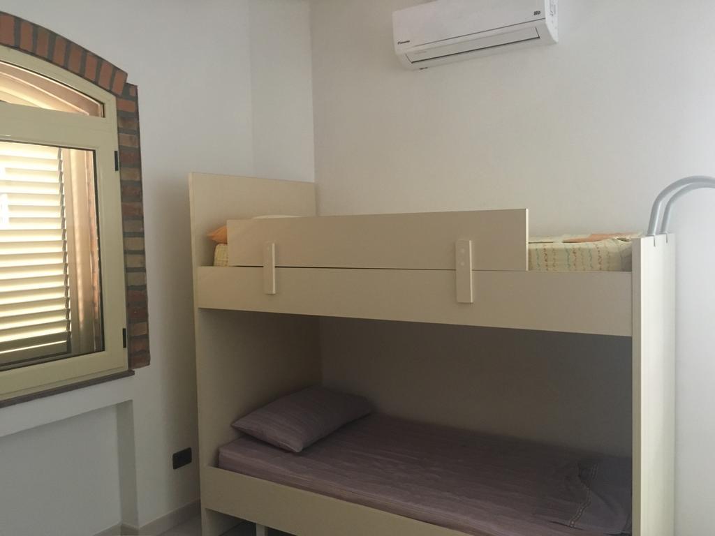 Villa Elvis Guesthouse Орикум Экстерьер фото