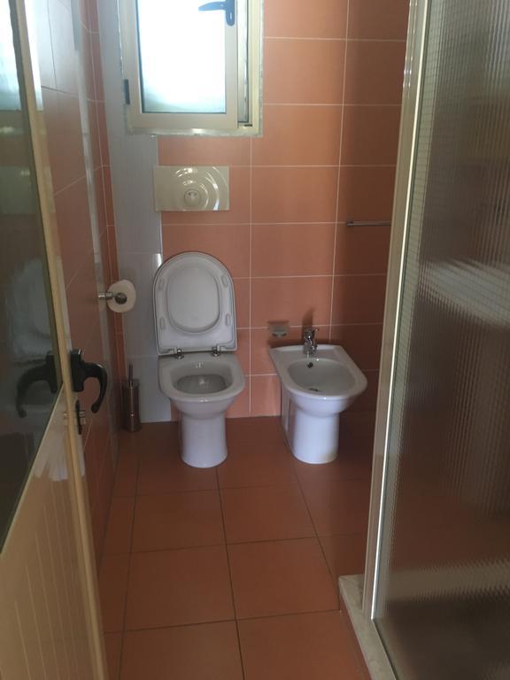 Villa Elvis Guesthouse Орикум Экстерьер фото