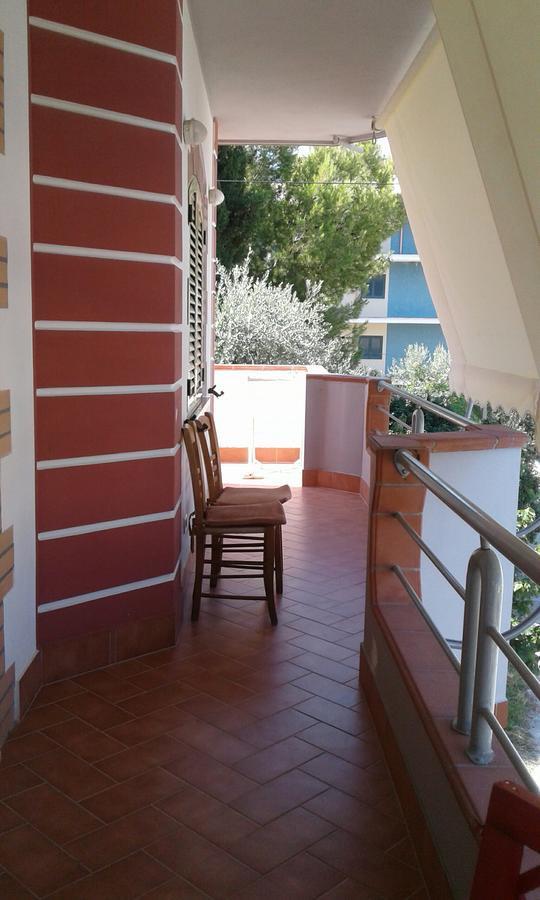Villa Elvis Guesthouse Орикум Экстерьер фото